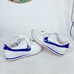 Nike Womens Shoe size 8.5